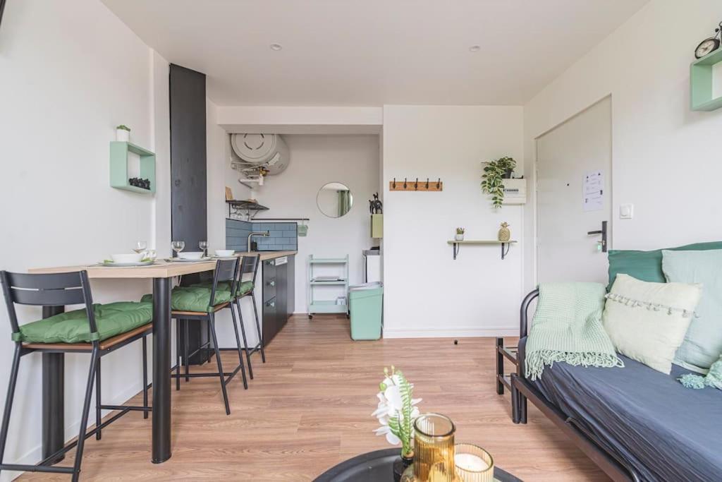 La Riviere, Appartement 3 Personnes Isles-sur-Suippe Dış mekan fotoğraf