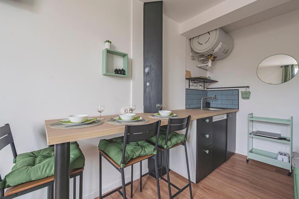 La Riviere, Appartement 3 Personnes Isles-sur-Suippe Dış mekan fotoğraf
